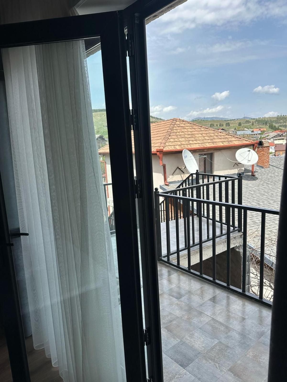 Hotel Terrace Rabath อาคัลท์ชิกเค ภายนอก รูปภาพ